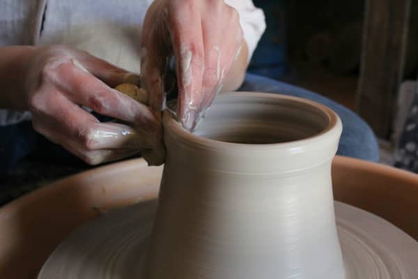 Pottenbakken: ontdek de magie van kleien en creativiteit!