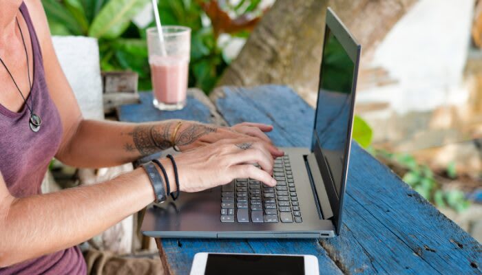 Digital Nomad: work wherever you want - Vergelijkbare activiteit in Carrière