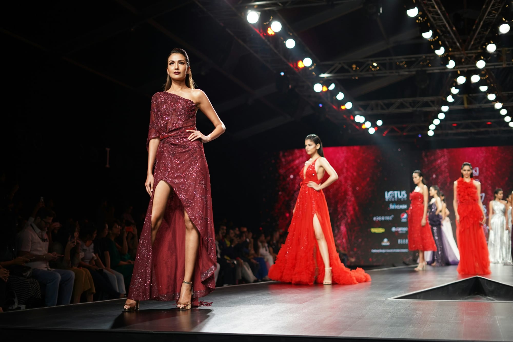 Creative dreaming: fashion design as a beautiful hobby adventure - Vergelijkbare activiteit in Design