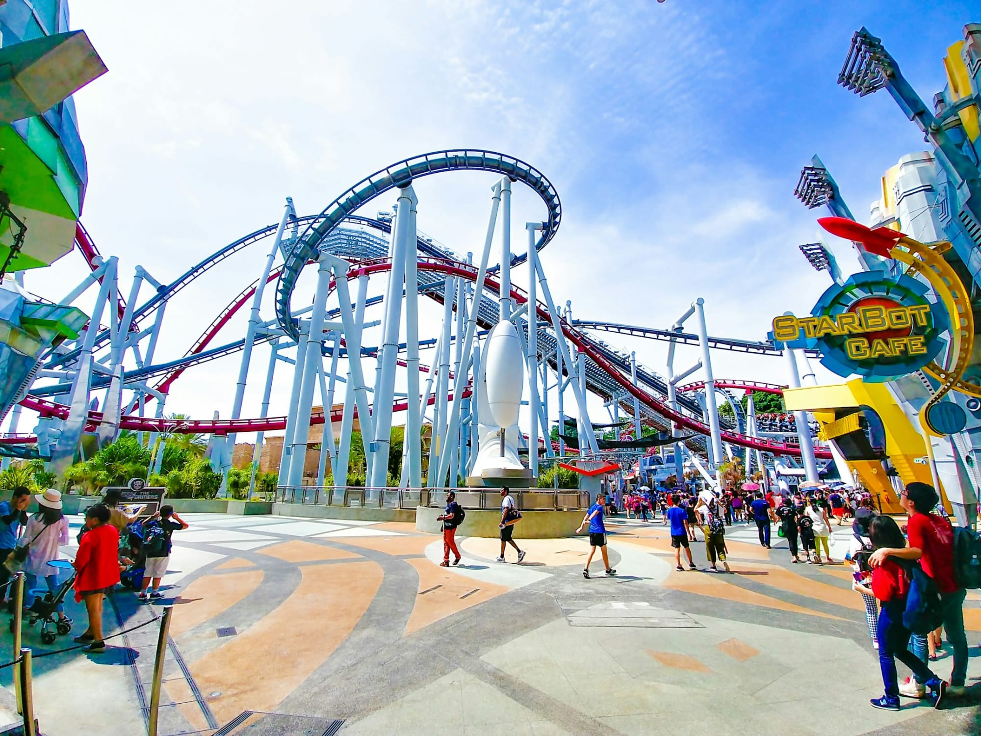 Discover the best theme parks in the Benelux for friends! - Vergelijkbare activiteit in Entertainment