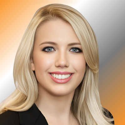 Headshot of Julie Manhart, Associate Account Executive