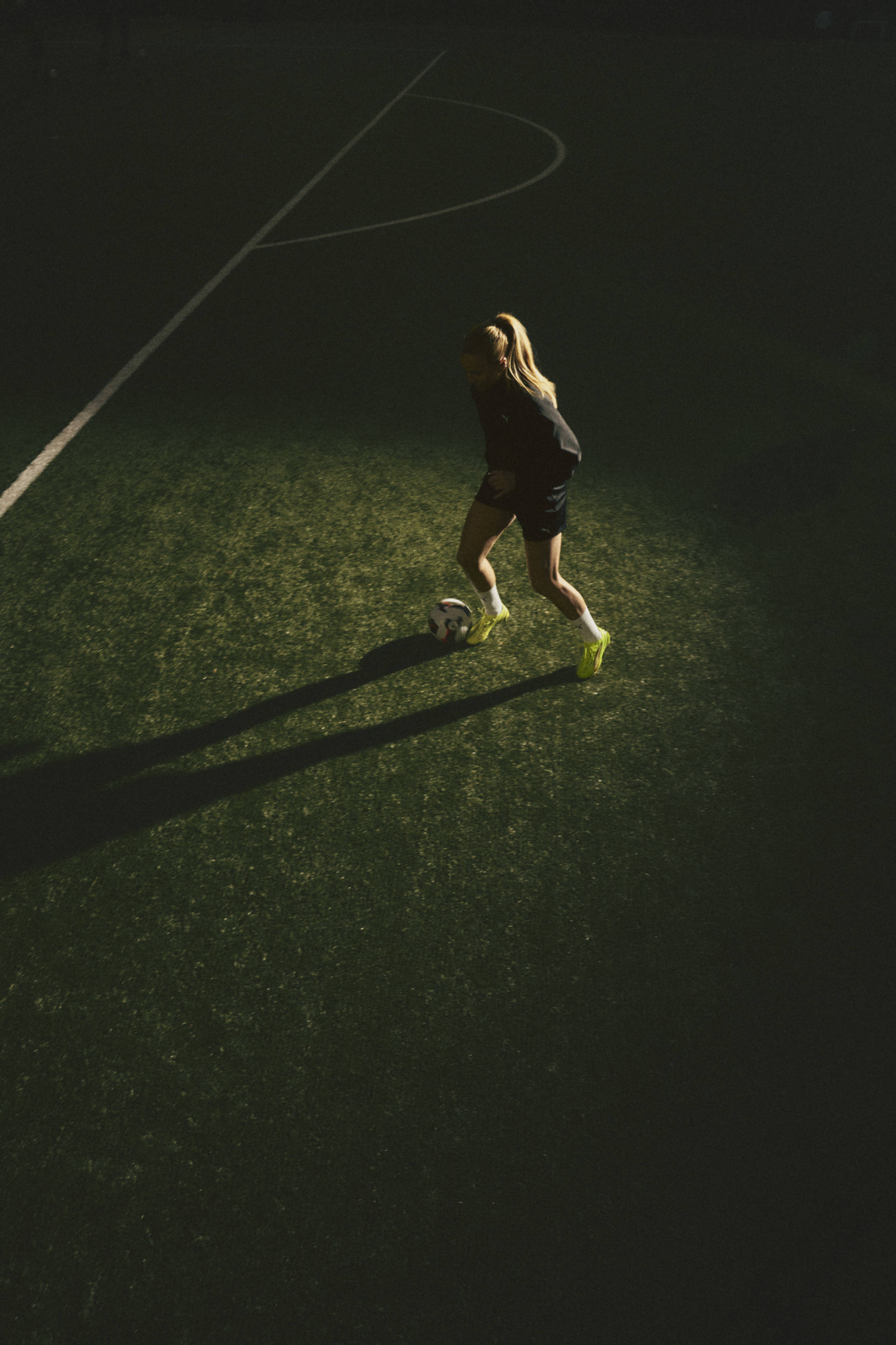 Photo by Niklas Niessner