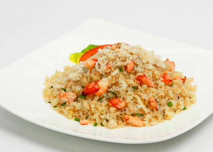 Cơm chiên cá mặn
