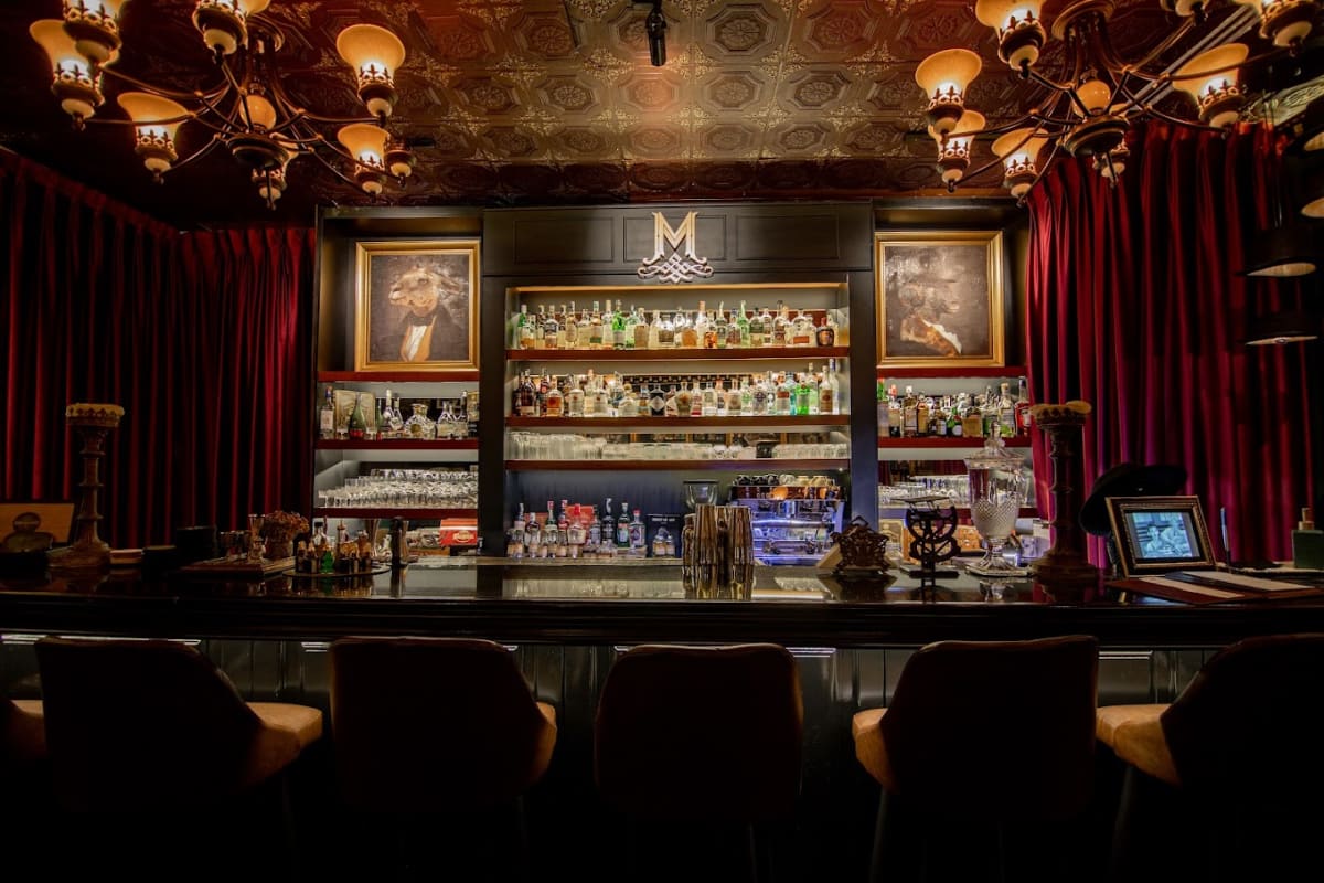 Private tour: Ministry - Social Club with local guide - Image 1