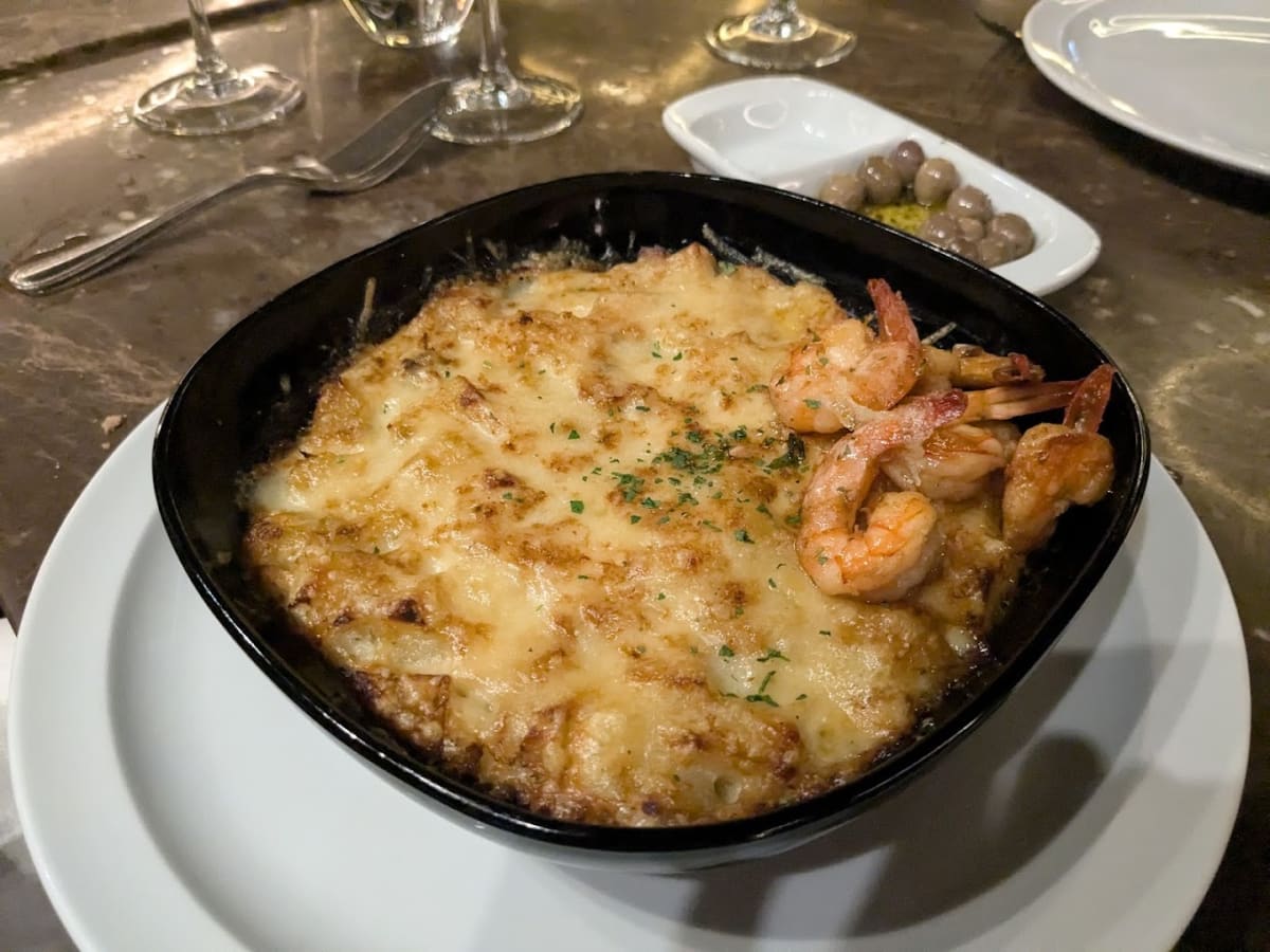 Private tour: A Casa do Bacalhau with local guide - Image 1