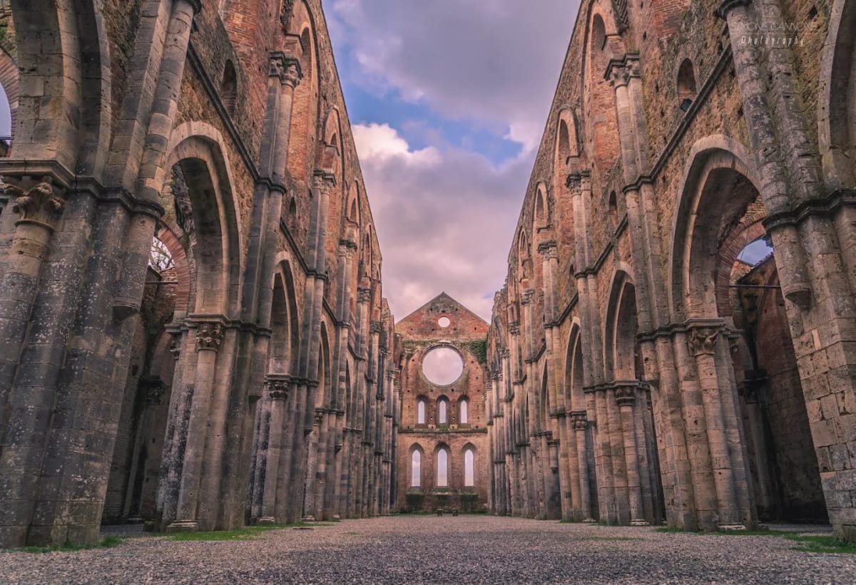 Private tour: Abbazia di San Galgano with local guide - Image 1