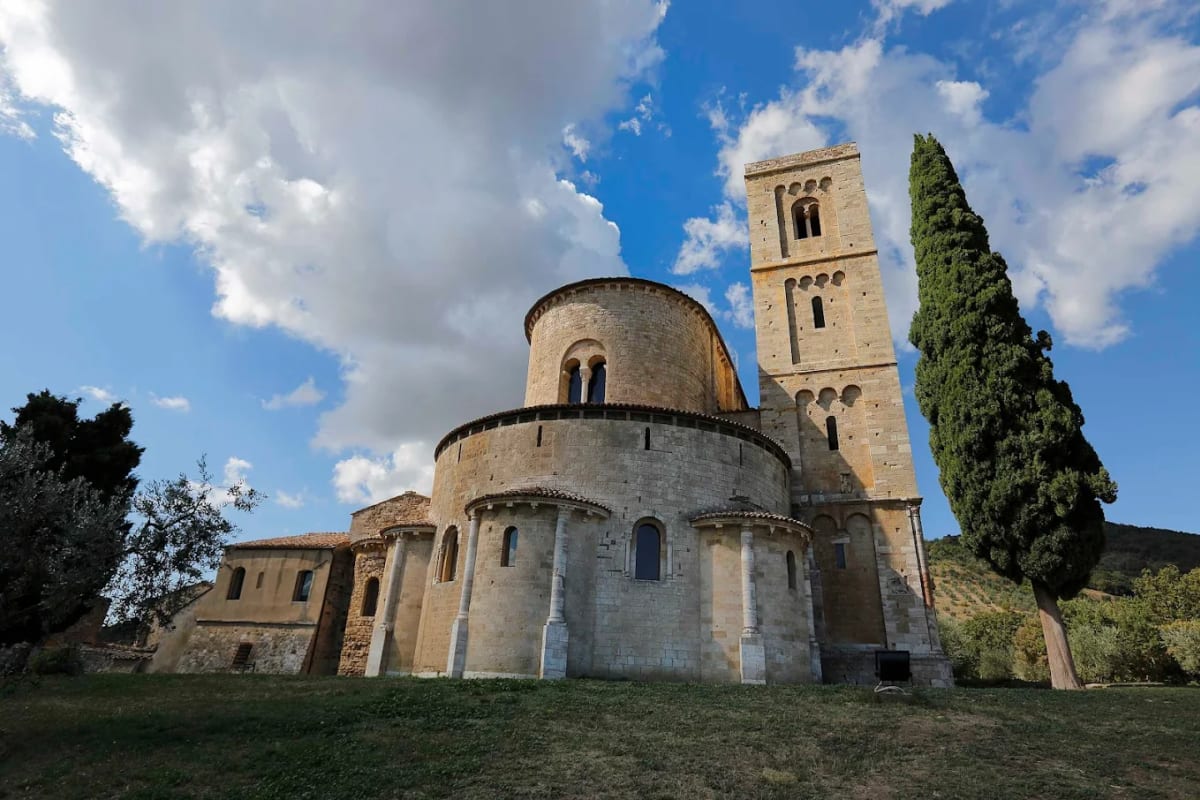 Private tour: Abbazia di Sant'Antimo with local guide - Image 1