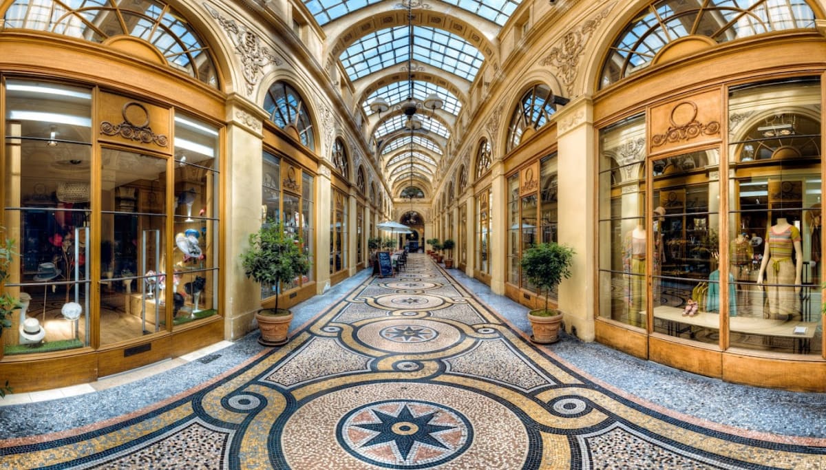 Private tour: Galerie Vivienne with local guide - Image 1