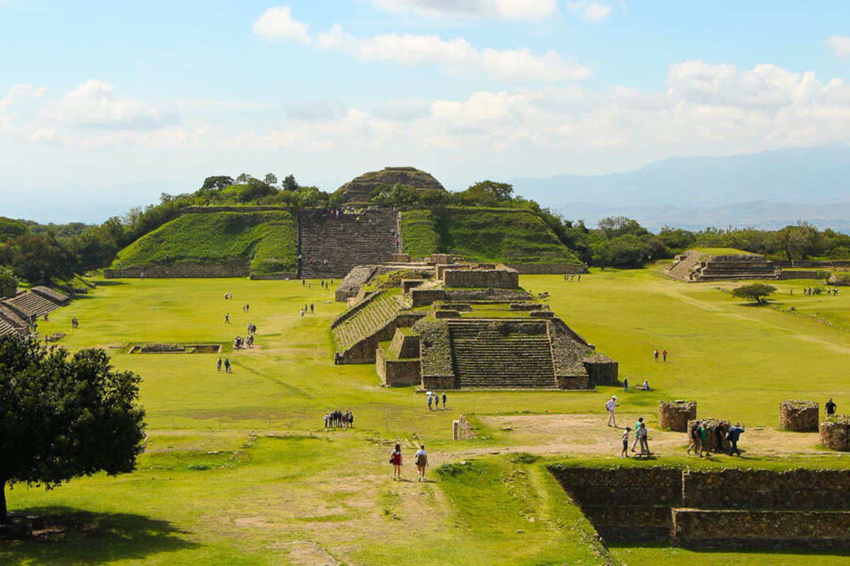Private tour: Monte Albán with local guide - Image 1