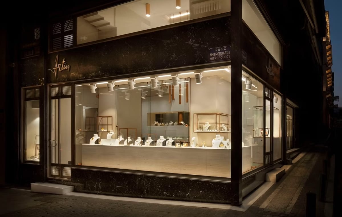 Private tour: Jewelry Shopping in Plaka with local guide - Image 1