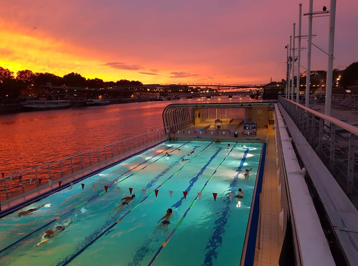 Private tour: Joséphine Baker Pool with local guide - Image 1