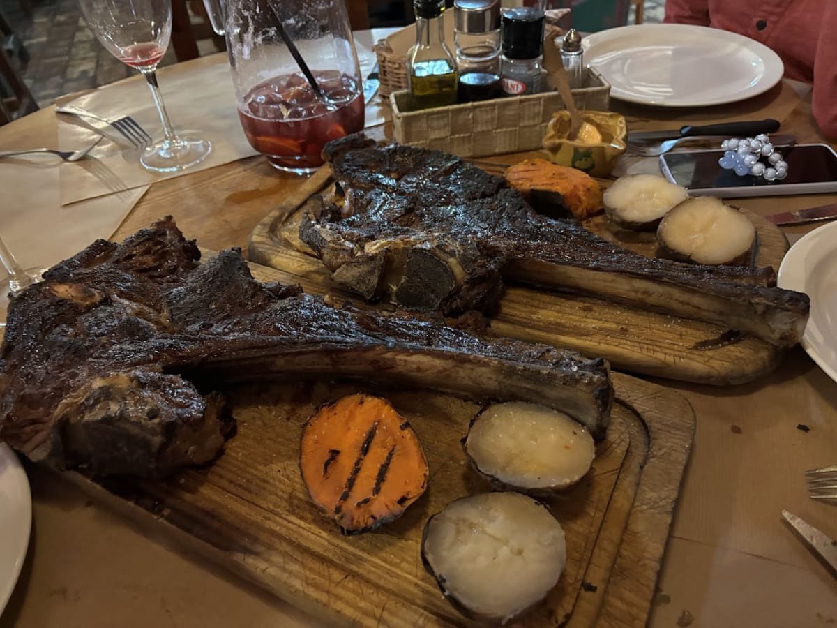 Private tour: Taverna La Parra with local guide - Image 1
