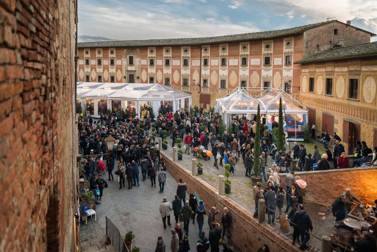 Private tour: White Truffle Festival at San Miniato with local guide - Image 1