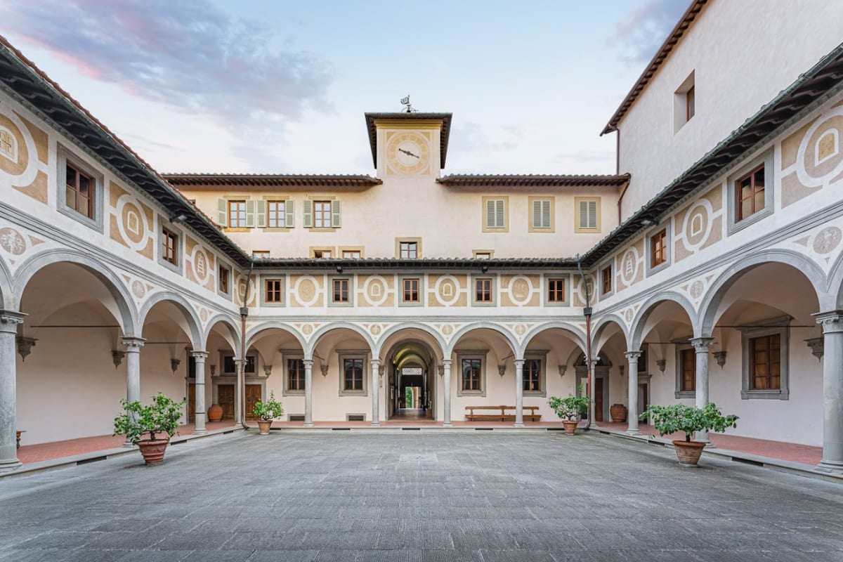Private tour: Museo degli Innocenti with local guide - Image 1