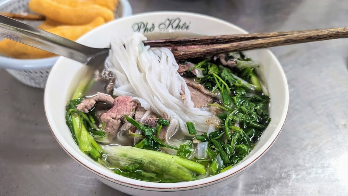 Private tour: Phở Khôi Hói with local guide - Image 1