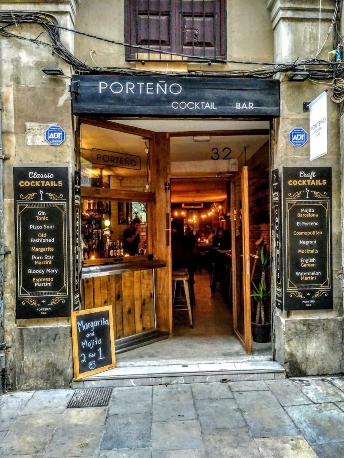 Private tour: Porteño Bar with local guide - Image 1