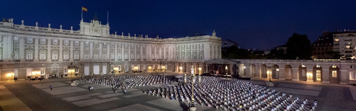 Private tour: Concerts at the Palacio Real de Madrid with local guide - Image 1