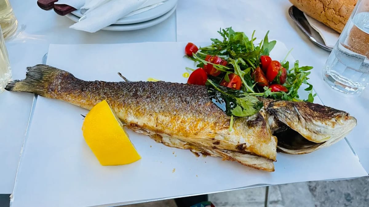 Private tour: Ristorante Atlantikos with local guide - Image 1