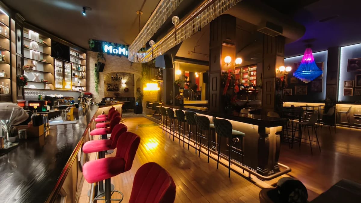 Private tour: MoMix Bar with local guide - Image 1