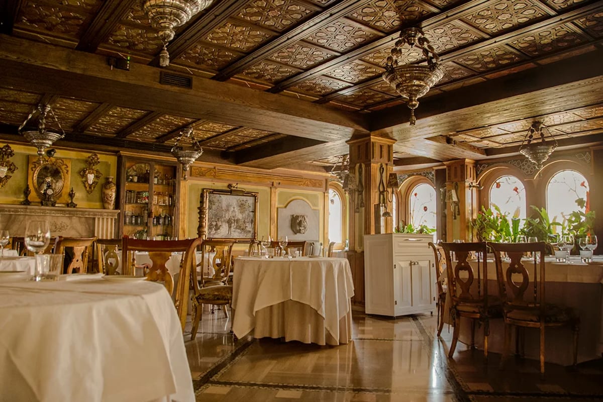 Private tour: Restaurante Ruta del Veleta with local guide - Image 1