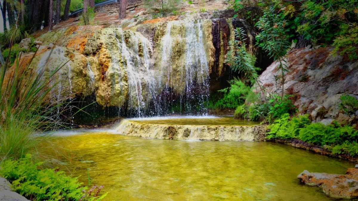 Private tour: Balneario de Alicún De Las Torres with local guide - Image 1