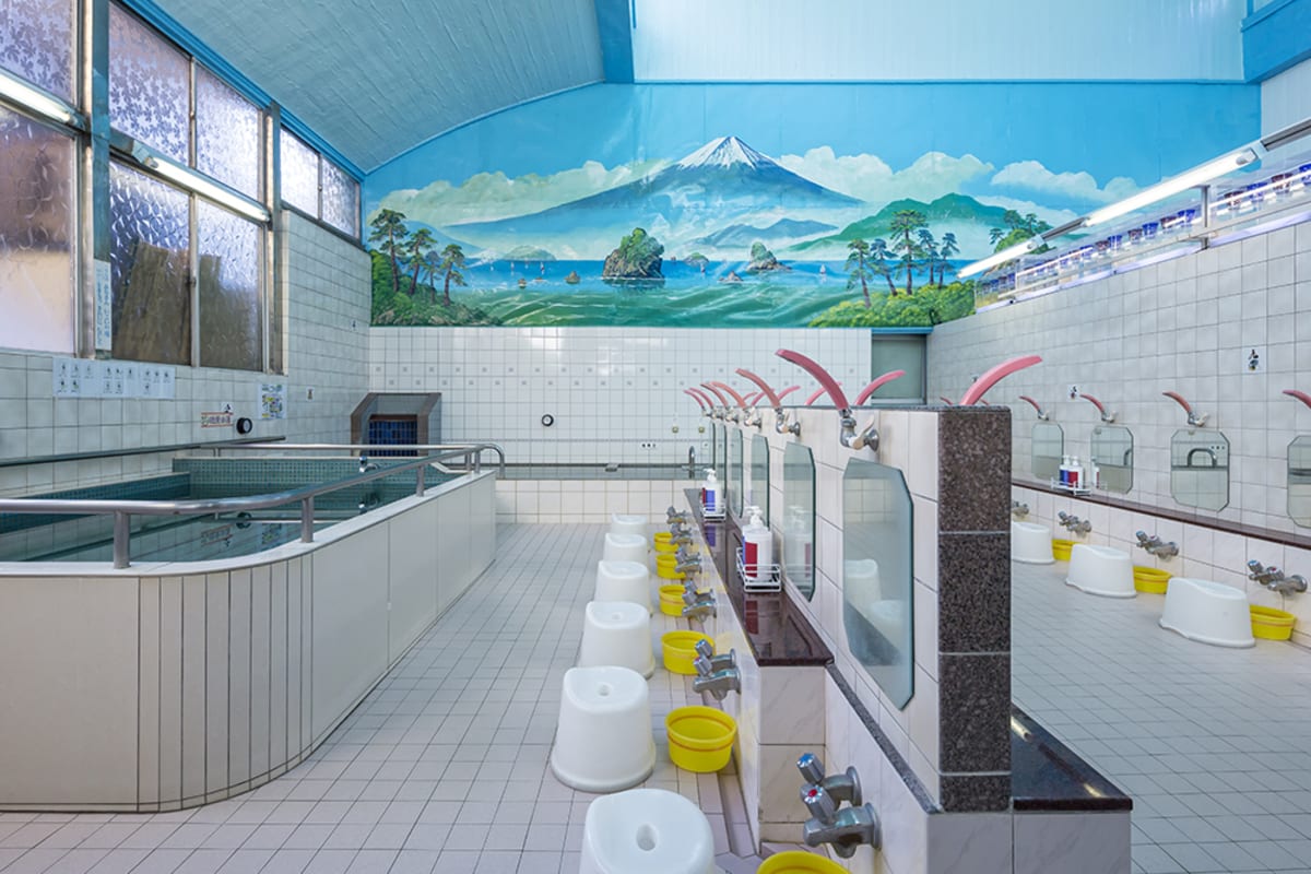 Private tour: Onsen Daikoku-yu with local guide - Image 1