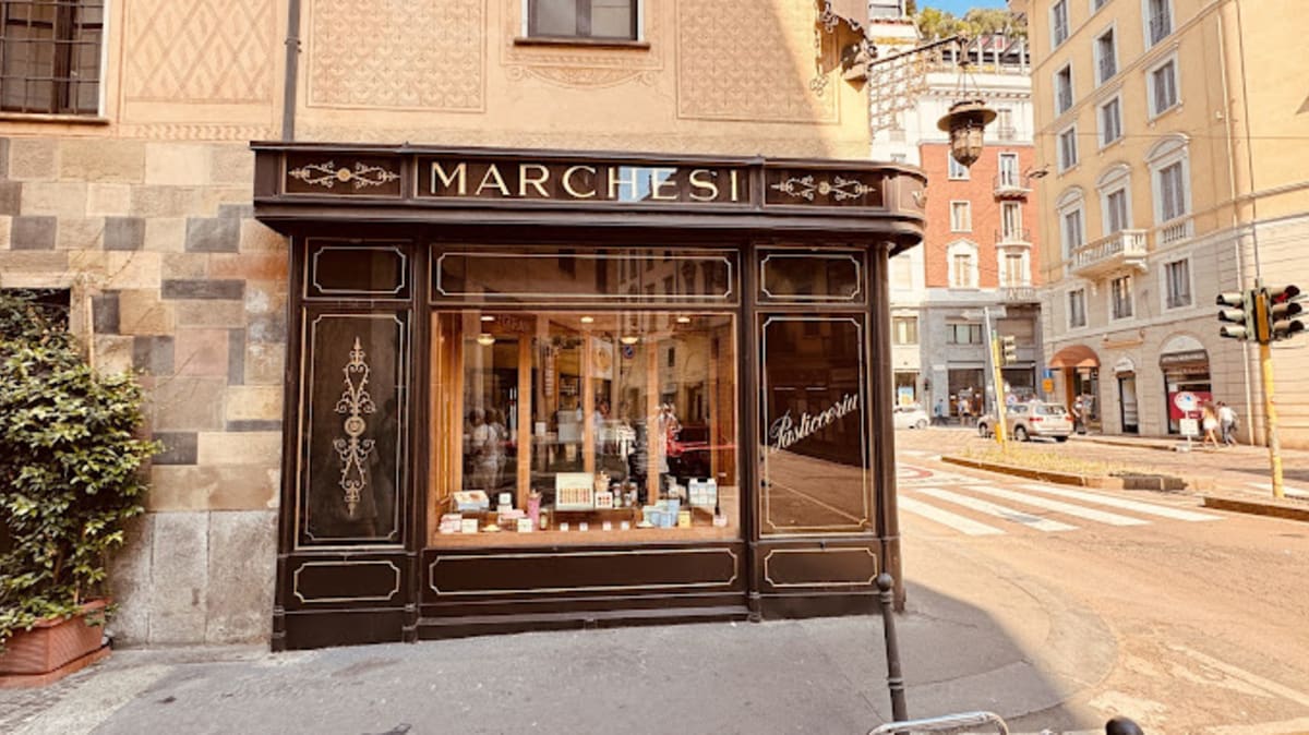 Private tour: Pasticceria Marchesi with local guide - Image 1