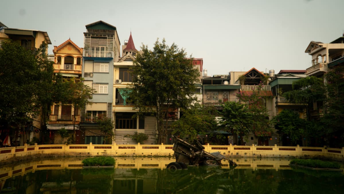 Private tour: Huu Tiep Lake with local guide - Image 1