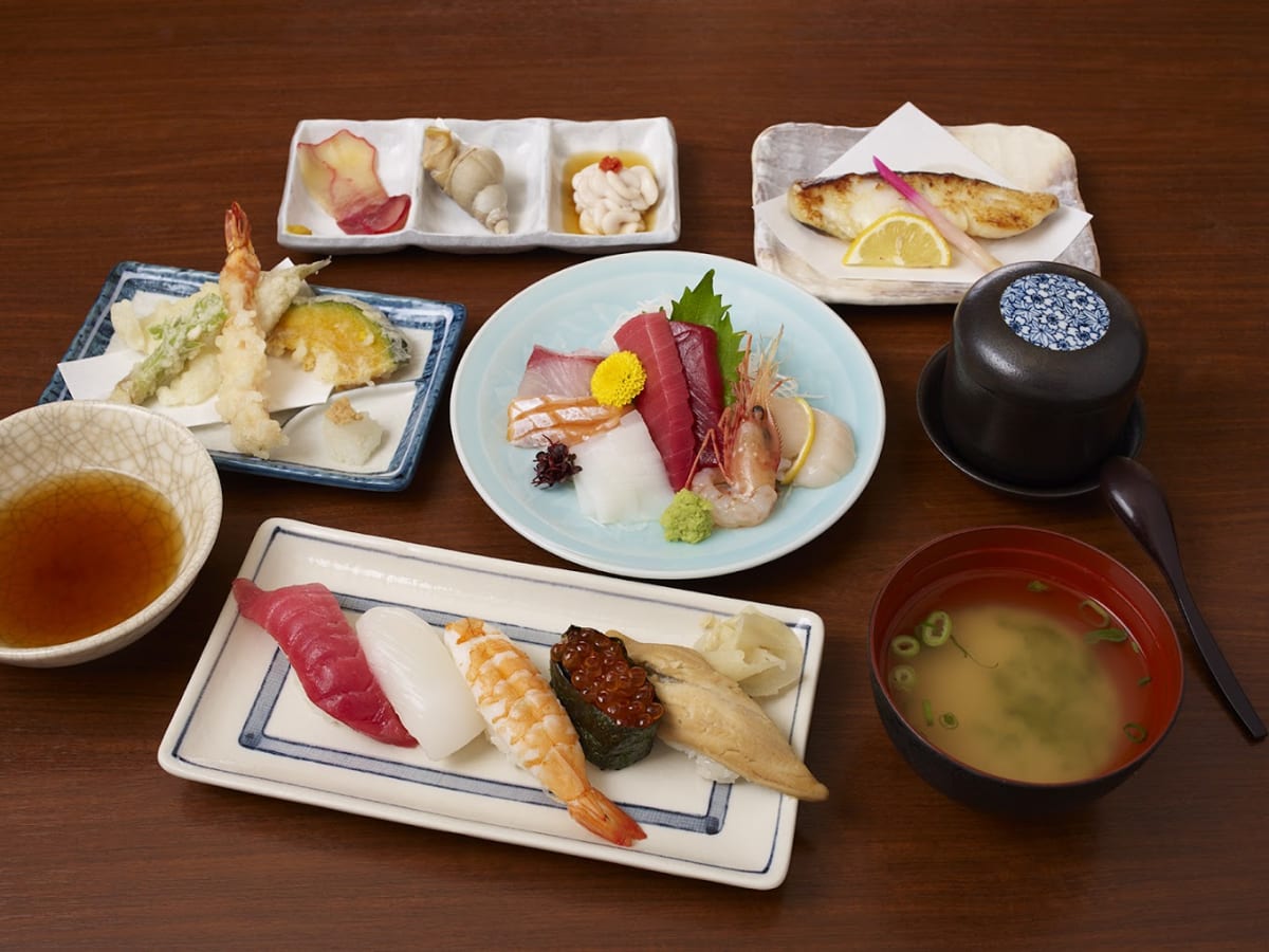 Magurobito Shin-Nakamise Street Branch