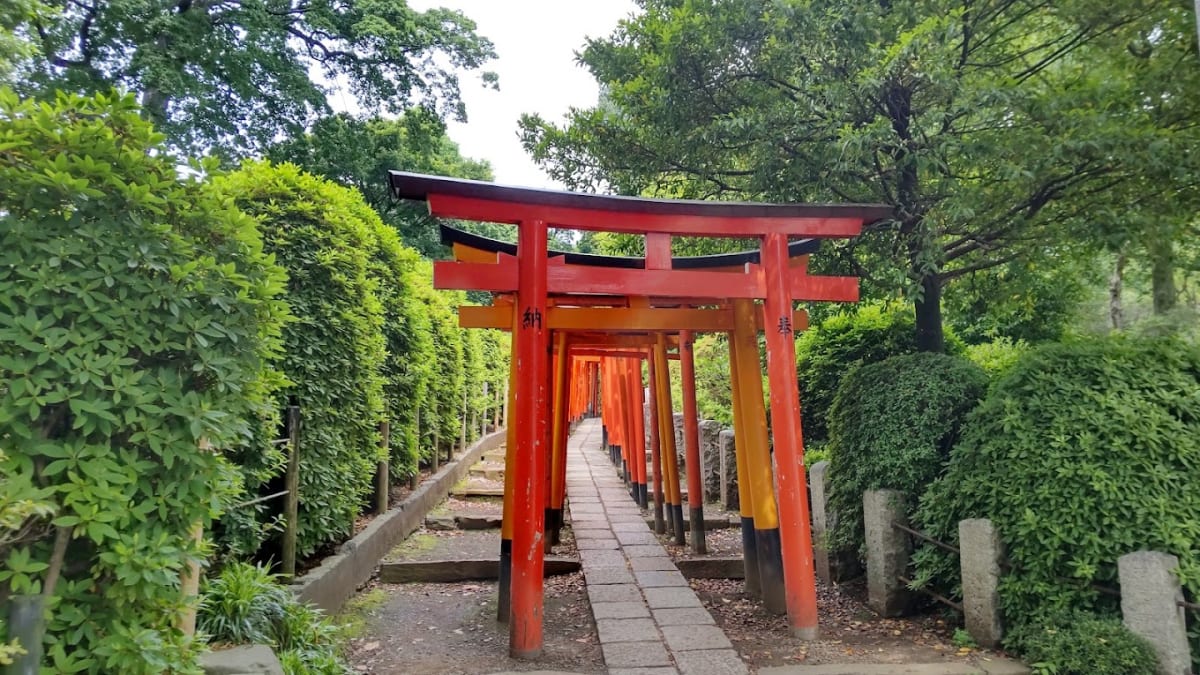 Nezu Shrine