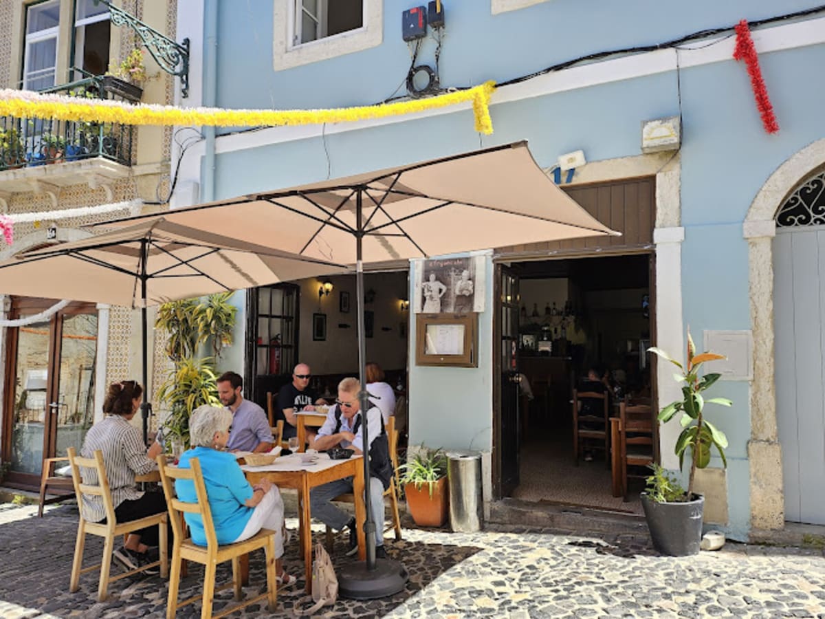 Private tour: O Trigueirinho with local guide - Image 1
