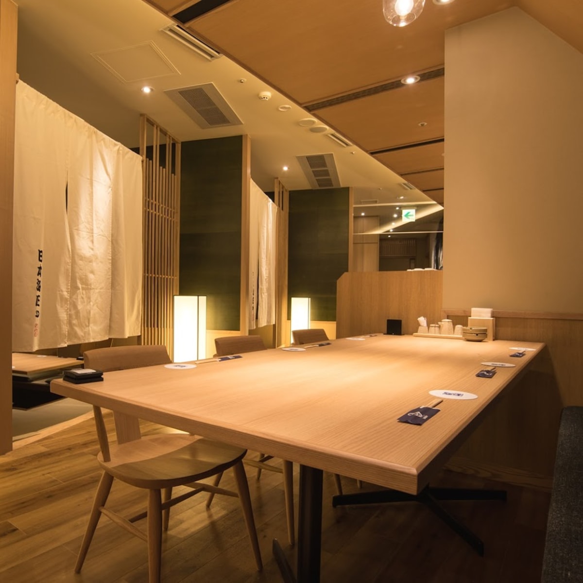 Osakana Sohonke (本格板前居酒屋 お魚総本家 新宿西口店)