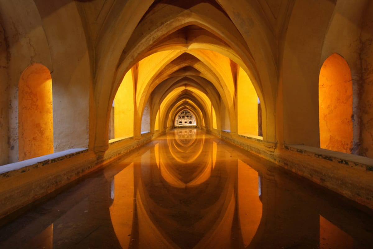 Private tour: Royal Alcazar of Seville with local guide - Image 1