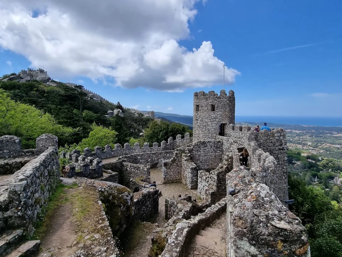 Private tour: Full-Day Sintra and Cascais Tour with Private Transportation (up to 6 guests) (8 Hours) with local guide