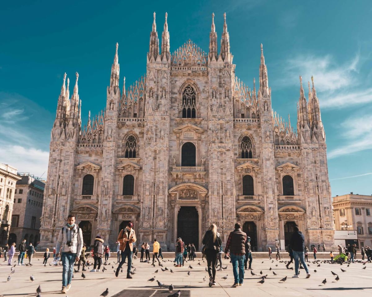 Private tour: A Stroll in Milan's Old Town (3 Hours) with local guide