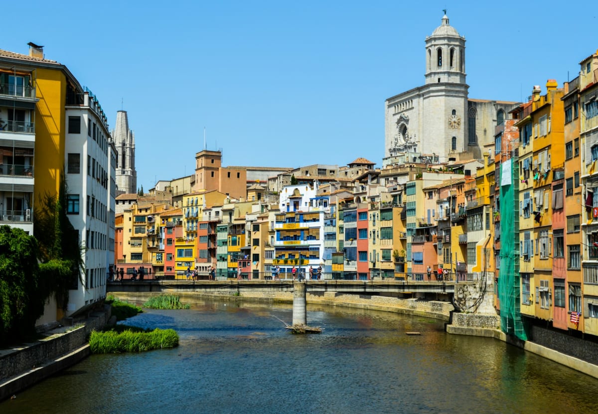 Private tour: Day Trip to Girona with an Exploration of Dalí’s Surreal World (8 Hours) with local guide