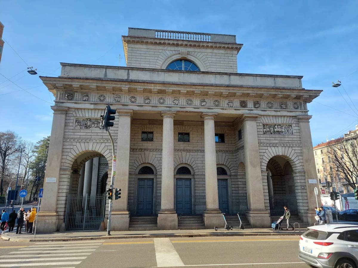 Private tour: Milan Art Nouveau (2 hours) with local guide