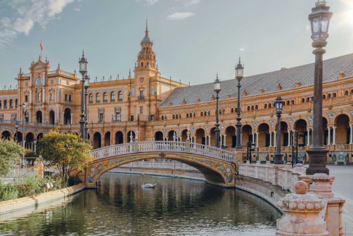 Private tour: Sevilla Bike Tour (3 Hours) with local guide
