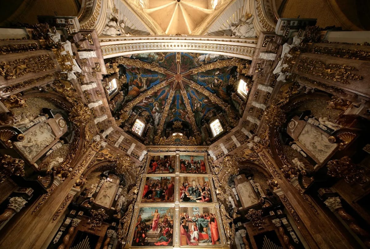 Private tour: Medieval Valencia Tour (2 Hours) with local guide