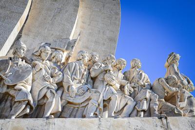 Half Day Lisbon Tour by Car (up to 3 guests), a private tour in Lisbon