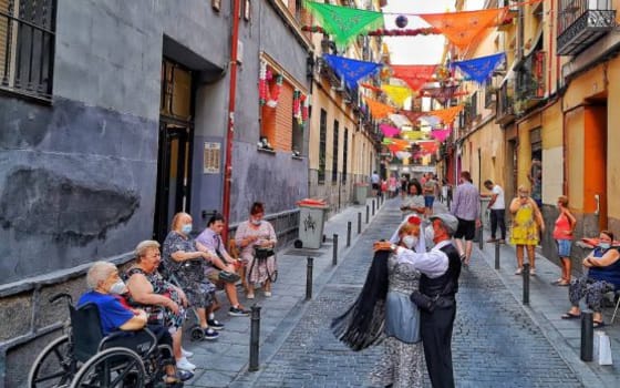 Fiestas de San Cayetano in Embajadrores, Madrid