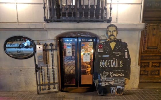 Les Gens Que J’aime, Cocktail Bar in Dreta de l'Eixample, Barcelona