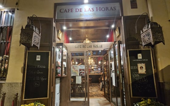 Café de las Horas, Cocktail Bar in Ciutat Vella, Valencia