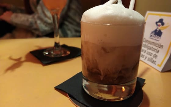 Cocktail Bar Pessoa in Russafa, Valencia