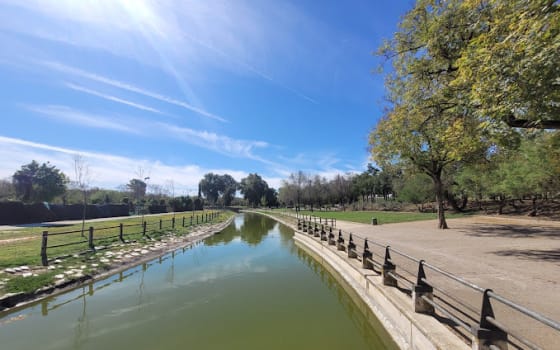 Miraflores Park in Las Almenas, Seville