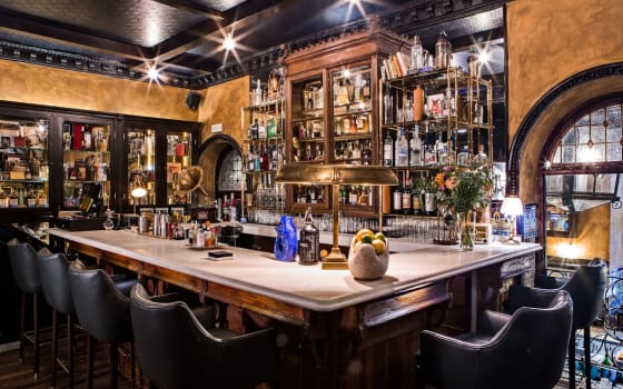 Viva Madrid Bar in Cortes, Madrid
