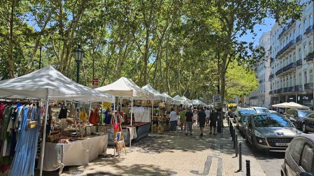 Avenida da Liberdade Market