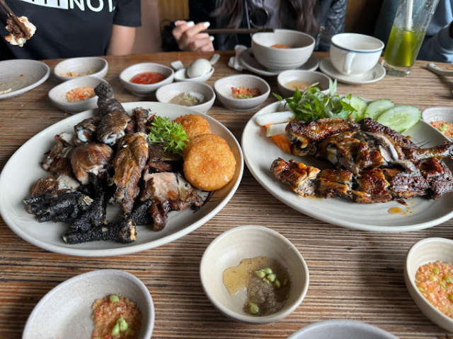 Cau Go Authentic Vietnamese Cuisine