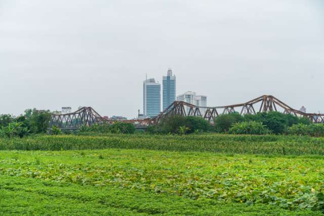 Long Bien Bridge