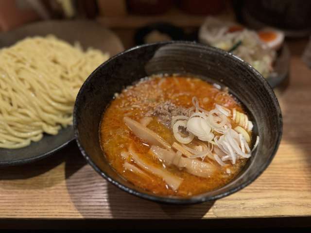 Yasube (つけ麺屋 やすべえ 赤坂店)